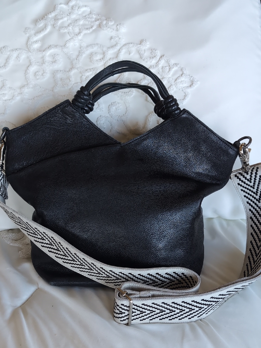 LATICO 🖤 Black Butter Soft Leather -Nash Bag With Bowie Crossbody Guitar Strap